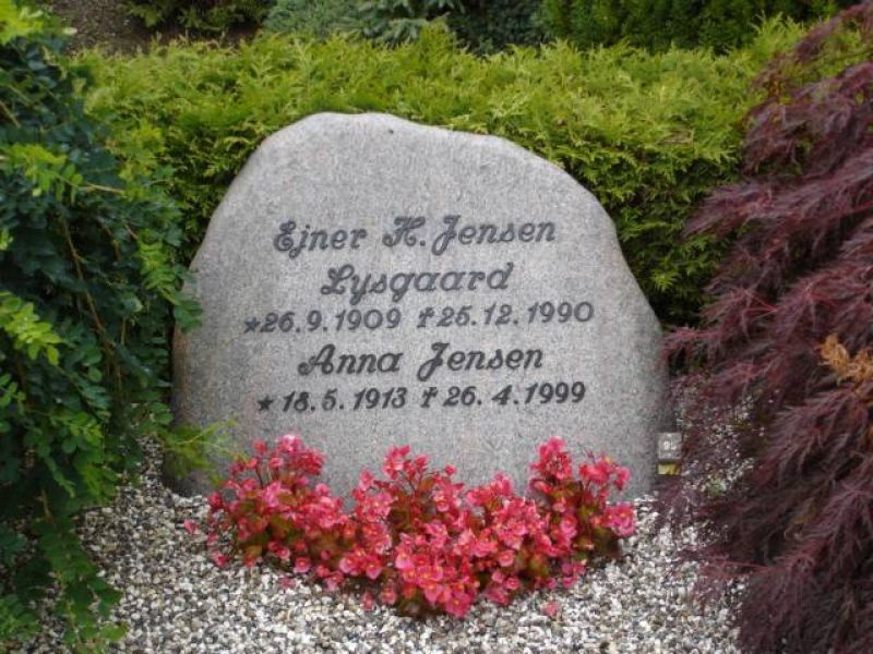 Anna  Jensen  .jpg